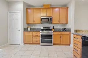 668 Spirou St, Stockton, CA 95204 - Photo 22