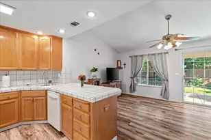 1795 Brookside Dr, Manteca, CA 95336 - Photo 22