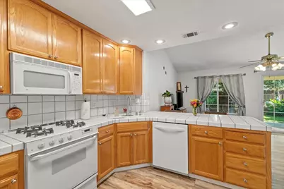 1795 Brookside Drive, Manteca, CA 95336 - Photo 30
