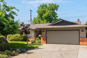 1803 Tanglewood Ln, Roseville, CA 95661 - Photo 1