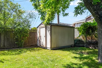 1803 Tanglewood Lane, Roseville, CA 95661 - Photo 32