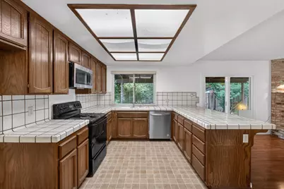 5904 Courville Court, Fair Oaks, CA 95628 - Photo 12