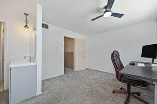 4950 Richwood Ct, Fair Oaks, CA 95628 - Photo 38