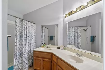 777 Cobble Hill Way, Galt, CA 95632 - Photo 16