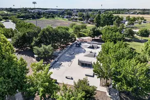 8406 Keusman St, Elk Grove, CA 95758 - Photo 50