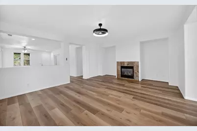 8406 Keusman Street, Elk Grove, CA 95758 - Photo 14