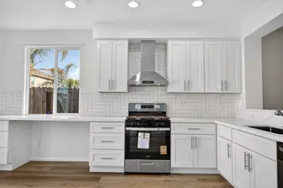 8406 Keusman Street, Elk Grove, CA 95758 - Photo 18