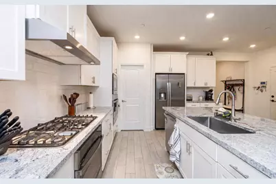 9024 Orlov Way, Roseville, CA 95747 - Photo 6