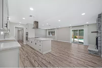 7284 Farm Dale Way, Sacramento, CA 95831 - Photo 14