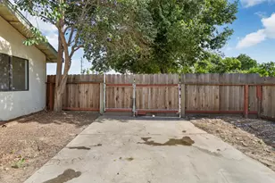 823 Domingo Ct, Turlock, CA 95380 - Photo 24