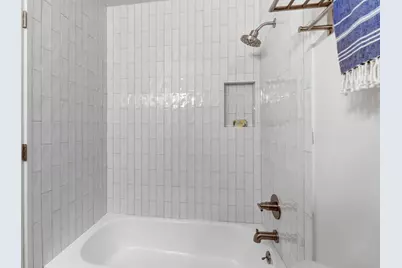 1202 Commons Drive, Sacramento, CA 95825 - Photo 28