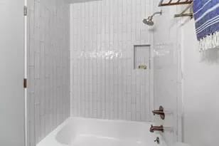 1202 Commons Dr, Sacramento, CA 95825 - Photo 28