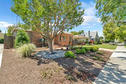 5200 J Street, Sacramento, CA 95819 - Photo 2