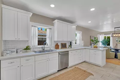 5200 J Street, Sacramento, CA 95819 - Photo 8
