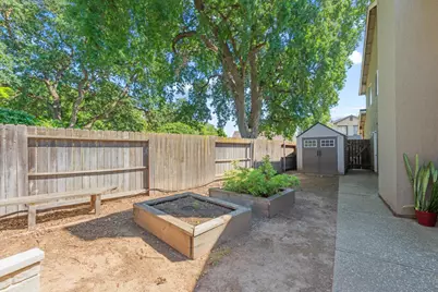 6505 Lennox Way, Elk Grove, CA 95758 - Photo 30