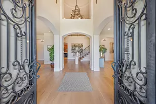 2020 Shady Trail Ln, Rocklin, CA 95765 - Photo 2