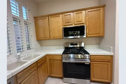 216 Mustang Ct, Roseville, CA 95747 - Photo 12