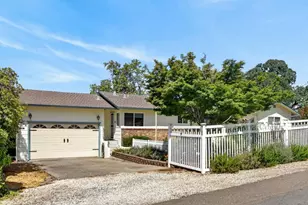 8133 E Peerless Ave, Orangevale, CA 95662 - Photo 2