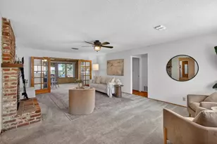 8133 E Peerless Ave, Orangevale, CA 95662 - Photo 10
