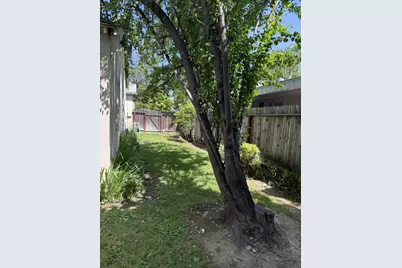2197 Cambridge Street, Sacramento, CA 95815 - Photo 30