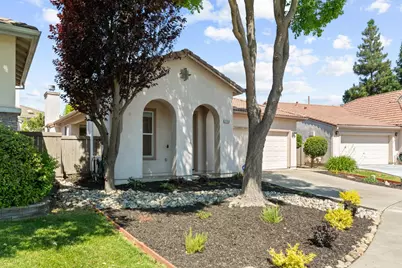 2253 Bradburn Drive, Sacramento, CA 95835 - Photo 2