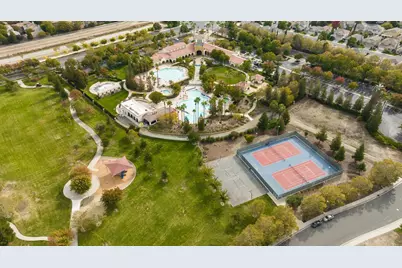 2253 Bradburn Drive, Sacramento, CA 95835 - Photo 48