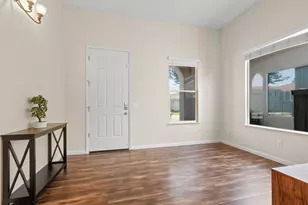 2253 Bradburn Dr, Sacramento, CA 95835 - Photo 4