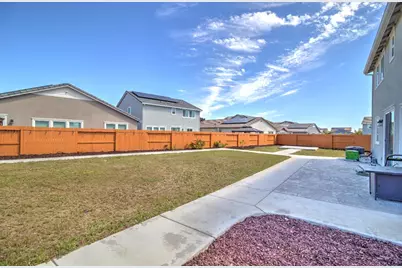 15581 Kellogg Creek Court, Lathrop, CA 95330 - Photo 48