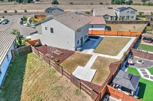 15581 Kellogg Crk Ct, Lathrop, CA 95330 - Photo 6