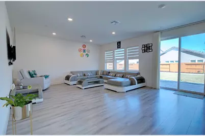 15581 Kellogg Creek Court, Lathrop, CA 95330 - Photo 16