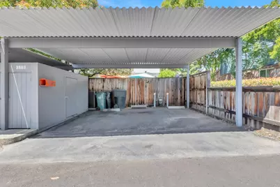 3960 Oak Villa Circle, Carmichael, CA 95608 - Photo 10