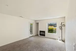 7283 Florin Mall Dr, Sacramento, CA 95823 - Photo 4
