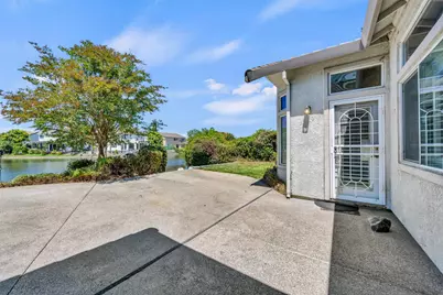 9282 Monmouth Court, Elk Grove, CA 95758 - Photo 46