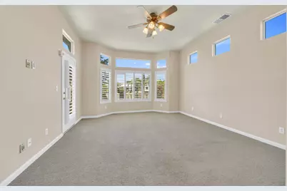 9282 Monmouth Court, Elk Grove, CA 95758 - Photo 28