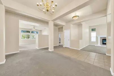 9282 Monmouth Court, Elk Grove, CA 95758 - Photo 12