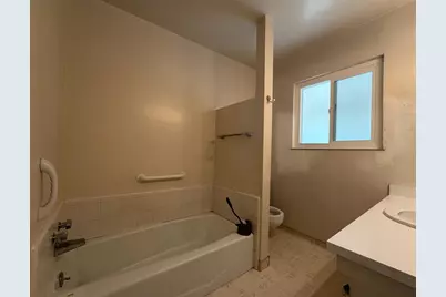 1813 Enslen Avenue, Modesto, CA 95350 - Photo 20
