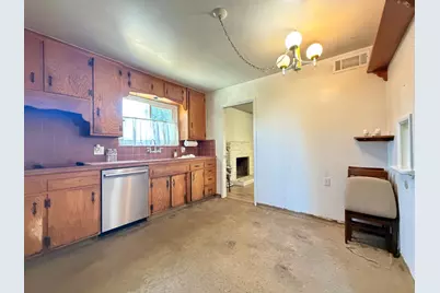 1813 Enslen Avenue, Modesto, CA 95350 - Photo 6