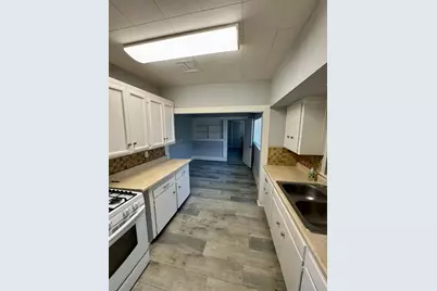 909 E Lincoln Avenue, Madera, CA 93638 - Photo 4