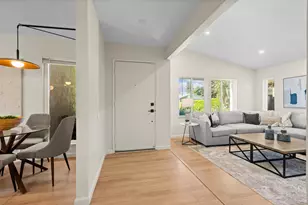 8940 Red Leaf Way, Sacramento, CA 95826 - Photo 4