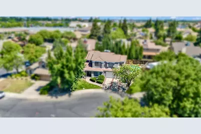 2809 Fleming Court, Modesto, CA 95356 - Photo 38
