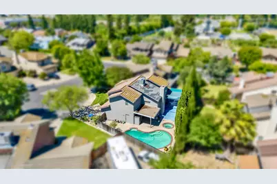 2809 Fleming Court, Modesto, CA 95356 - Photo 34