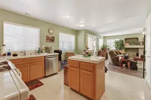 1024 Mabel Josephine Ct, Tracy, CA 95377 - Photo 18