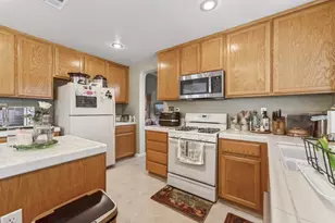 1024 Mabel Josephine Ct, Tracy, CA 95377 - Photo 20