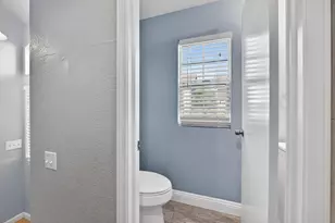 9572 S Coast Ln, Elk Grove, CA 95758 - Photo 22