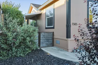 La Perla Drive, Modesto, CA 95357 - Photo 32