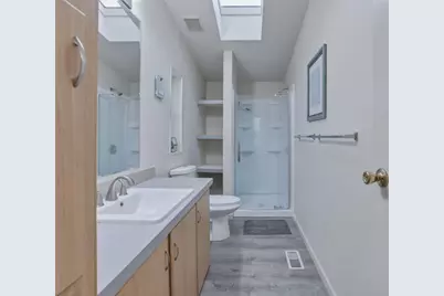 La Perla Drive, Modesto, CA 95357 - Photo 26