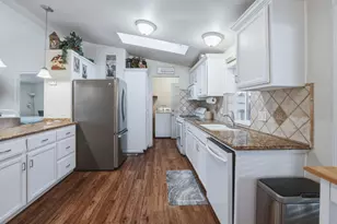 La Perla Dr, Modesto, CA 95357 - Photo 14