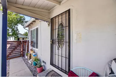 3732 6th Avenue, Sacramento, CA 95817 - Photo 2