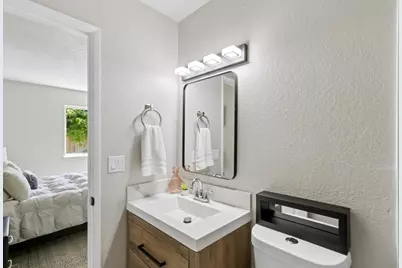 4028 Bairnsdale Way, Sacramento, CA 95826 - Photo 18