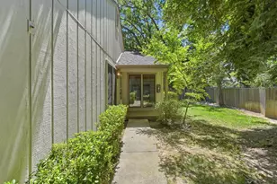 6400 Solitary Ln, Carmichael, CA 95608 - Photo 4